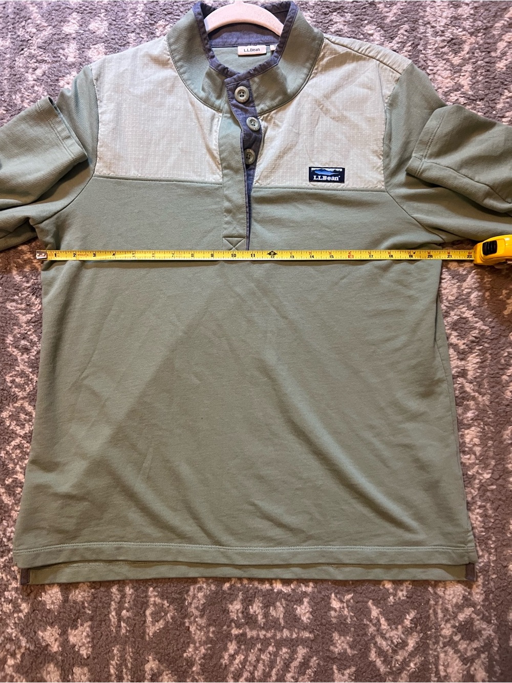 L.L. Bean women’s  Two-Tone Sage Green Pullover Henley size L - Picture 10 of 11